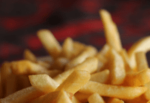 Macapá Verão 2022: Ambulantes e empreendedores já faturam mais de R$ 600 mil