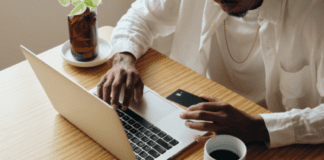 Substituição da DCTF pela DCTFWeb em relação ao IRRF decorrente das relações de trabalho, apurado por meio do eSocial, ocorrerá a partir do mês de maio de 2023